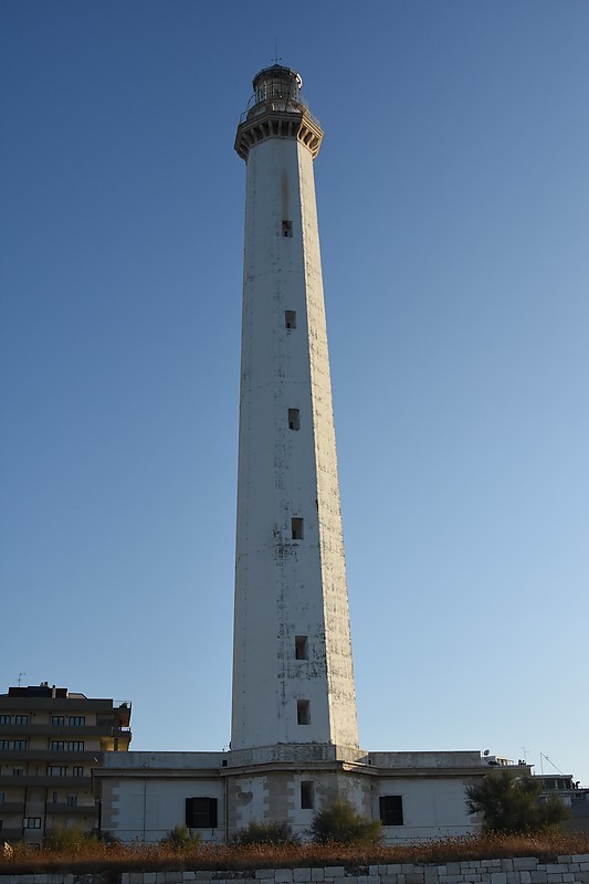 Bari / Punta San Cataldo lighthouse
Keywords: Bari;Italy;Adriatic sea;Apulia