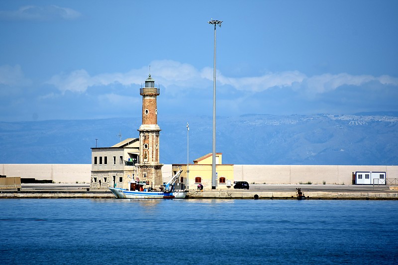 Apulia / Barletta / Faro Napoleon
Keywords: Apulia;Italy;Adriatic sea;Barletta