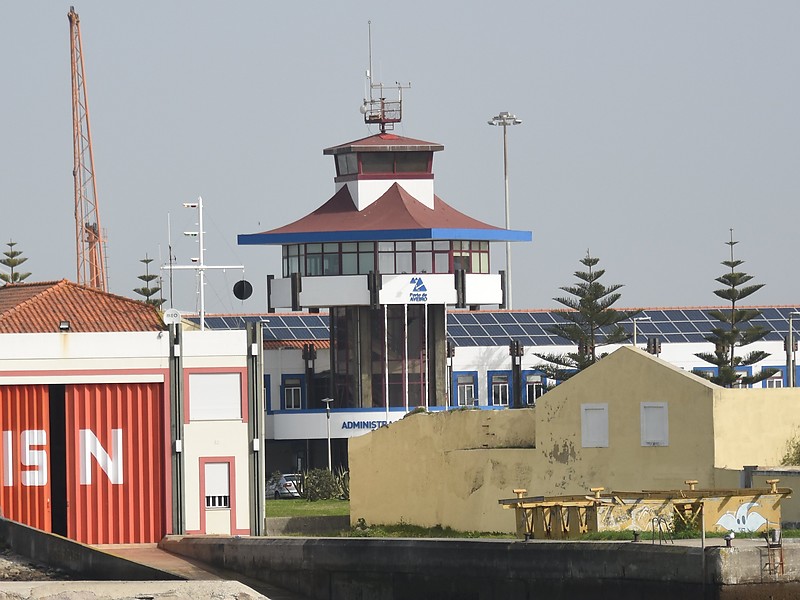 Aveiro Port Control tower
Keywords: Portugal;Atlantic ocean;Aveiro;Vessel Traffic Service