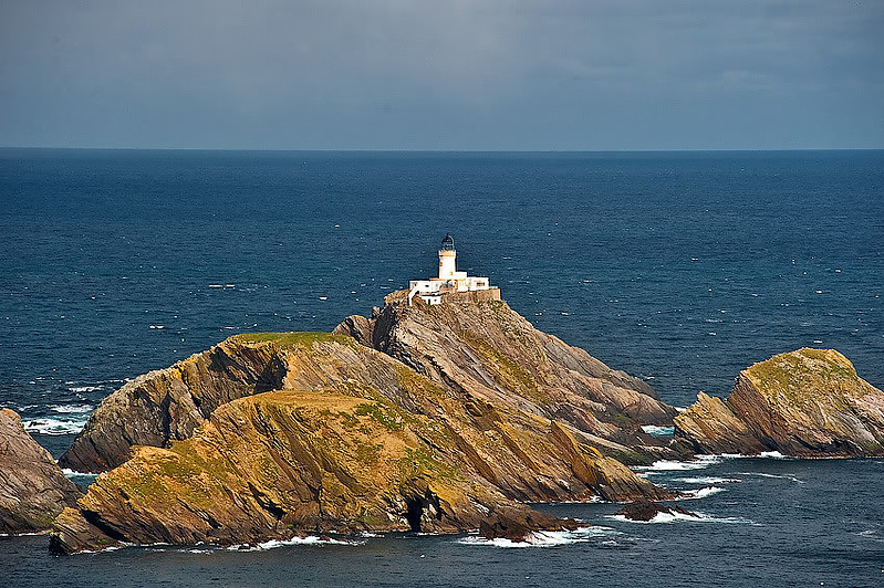 Shetland / Muckle Flugga lighthouse
Northernmost lighthouse of UK
AKA North Unst
Author of the photo: [url=http://mortalezz.livejournal.com/203446.html]Mortalezz[/url]
Keywords: Shetland;Scotland;United Kingdom;Norwegian sea;Atlantic ocean