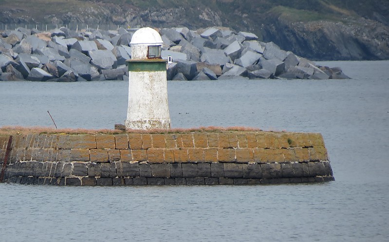 Isle of Man / Derbyhaven lighthouse
Author of the photo: [url=https://www.flickr.com/photos/21475135@N05/]Karl Agre[/url]

Keywords: Isle of man;Irish sea