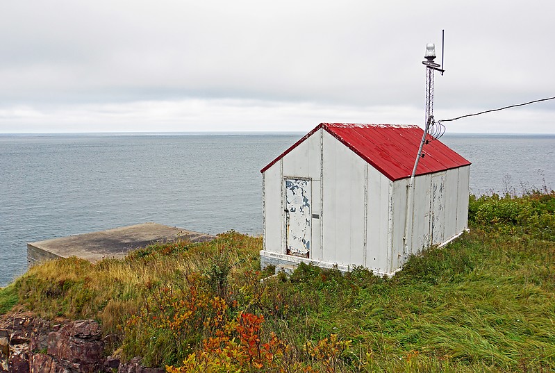 Nova Scotia / Digby Gut light and fog signal
Author of the photo: [url=https://www.flickr.com/photos/archer10/] Dennis Jarvis[/url]

Keywords: Nova Scotia;Canada;Bay of Fundy;Siren