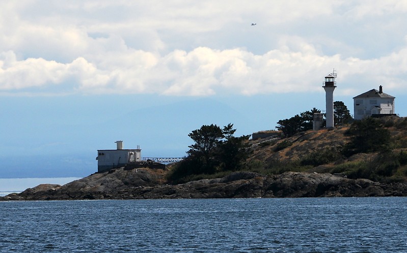 Discovery Island Lighthouse
Author of the photo: [url=https://www.flickr.com/photos/lighthouser/sets]Rick[/url]

Keywords: Canada;British Columbia;Victoria;Strait of Juan de Fuca