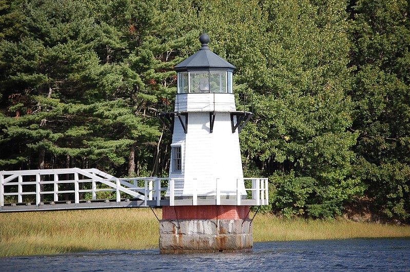 Maine / Doubling Point lighthouse
Author of the photo: [url=https://www.flickr.com/photos/bobindrums/]Robert English[/url]
Keywords: Kennebec;Maine;United States