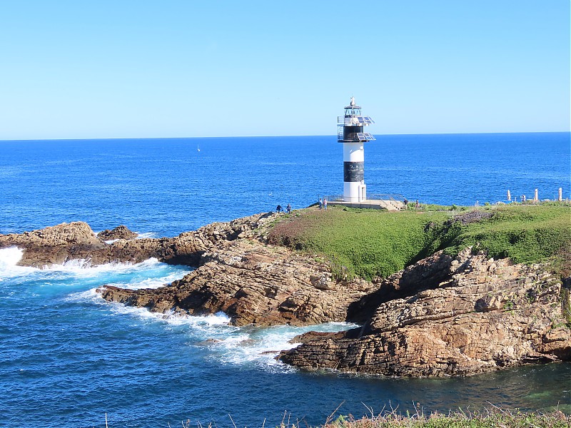 Isla Pancha Lighthouse
Author of the photo: [url=https://www.flickr.com/photos/21475135@N05/]Karl Agre[/url]
Keywords: Atlantic Ocean;Bay of Biscay;Spain;Galicia;Ribadeo