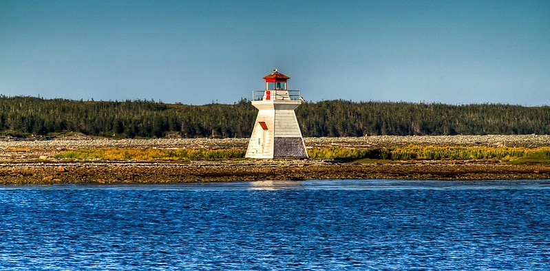 Nova Scotia / Fisherman's Harbour Lighthouse
Author of the photo: [url=https://www.flickr.com/photos/jcrowe/sets/72157625040105310]Jordan Crowe[/url], (Creative Commons photo)
Keywords: Nova Scotia;Canada;Atlantic ocean