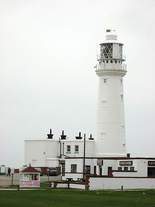 Flamborough head Lighthouse
Author of the photo: [url=http://www.flickr.com/photos/69256737@N00/]Richard Barron[/url]
Keywords: Flamborough;Yorkshire;North sea;England;United Kingdom