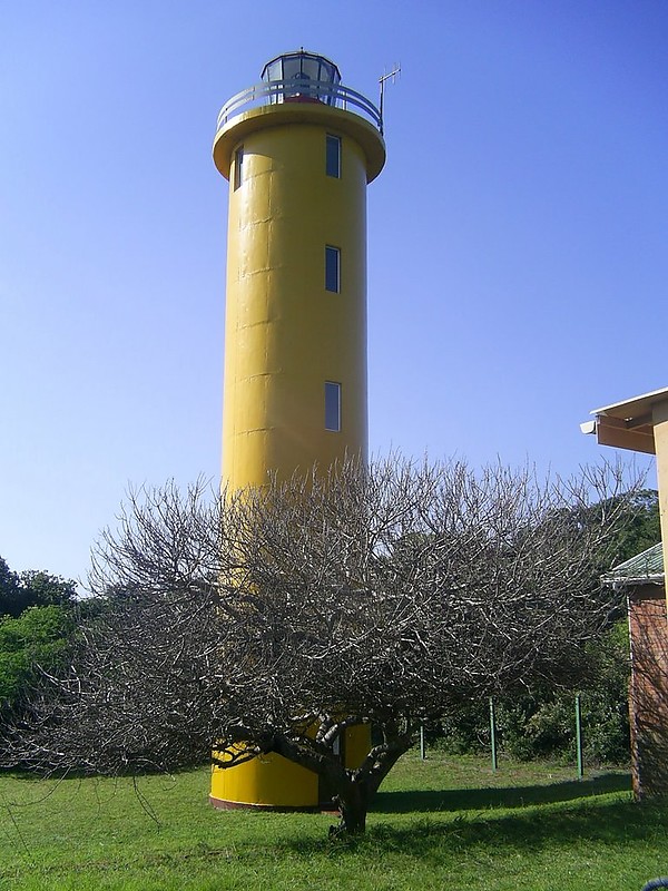 Cape Vidal lighthouse
Source: [url=http://lighthouses-of-sa.blogspot.ru/]Lighthouses of S Africa[/url]
Keywords: South Africa;Indian ocean