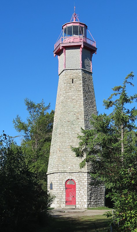 Toronto - Gibraltar Point Lighthouse
Author of the photo: [url=https://www.flickr.com/photos/21475135@N05/]Karl Agre[/url]
Keywords: Toronto;Canada;Lake Ontario