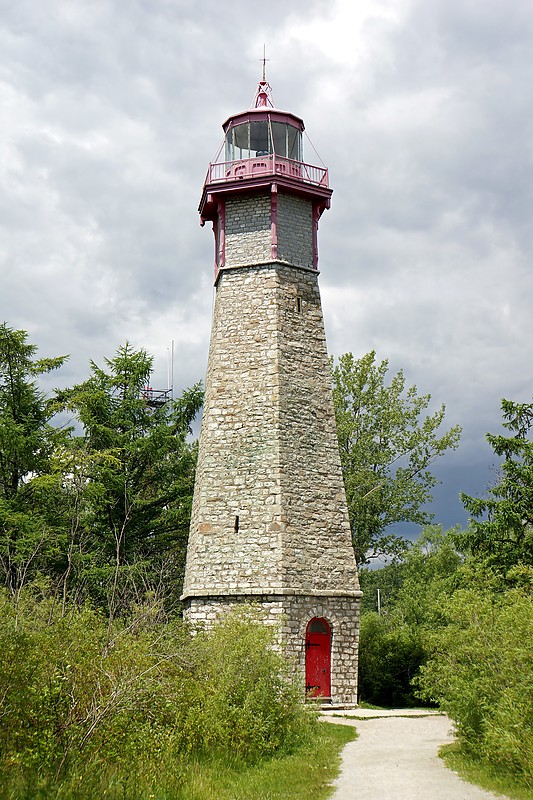 Toronto - Gibraltar Point Lighthouse
Author of the photo: [url=https://www.flickr.com/photos/archer10/] Dennis Jarvis[/url]

Keywords: Toronto;Canada;Lake Ontario