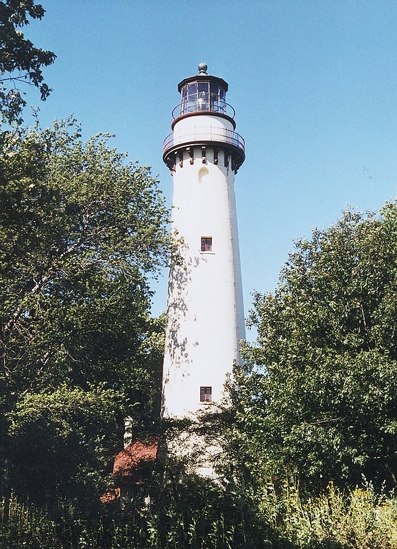 Illinois / Grosse Point lighthouse
Author of the photo: [url=https://www.flickr.com/photos/larrymyhre/]Larry Myhre[/url]

Keywords: Illinois;Lake Michigan;United States;Evanston
