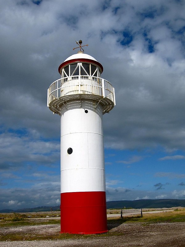 Cumbria / Hodbarrow Point lighthouse
Author of the photo: [url=http://www.flickr.com/photos/69256737@N00/]Richard Barron[/url]
Keywords: Cumbria;England;United Kingdom;Irish sea