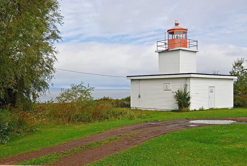 Nova Scotia / Horton Bluff Range Front Lighthouse
Author of the photo: [url=https://www.flickr.com/photos/archer10/] Dennis Jarvis[/url]
Keywords: Minas Basin;Canada;Nova Scotia