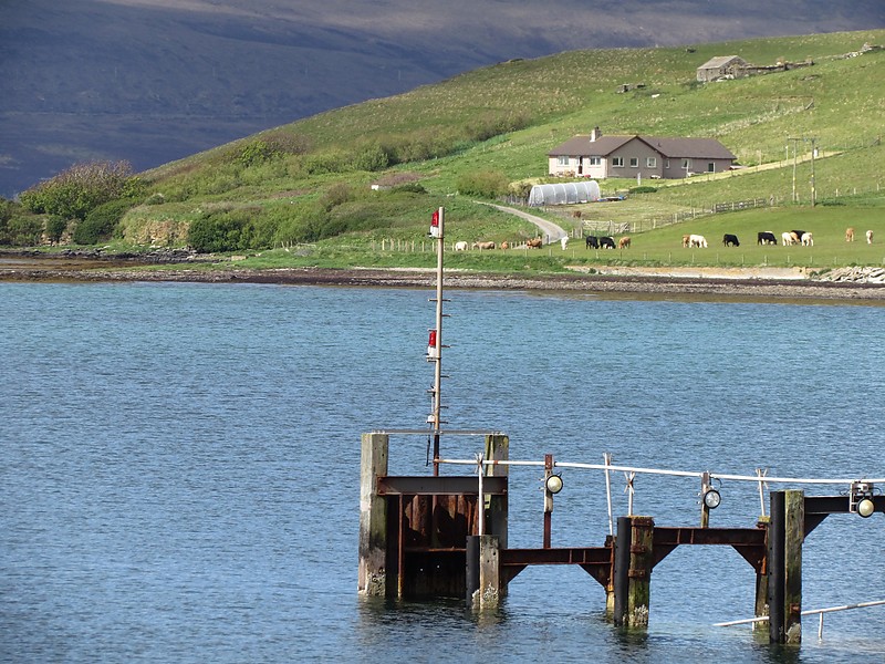 Orkney islands / Houton Bay Pier light
Keywords: Orkney islands;Scotland;United Kingdom;Scapa Flow