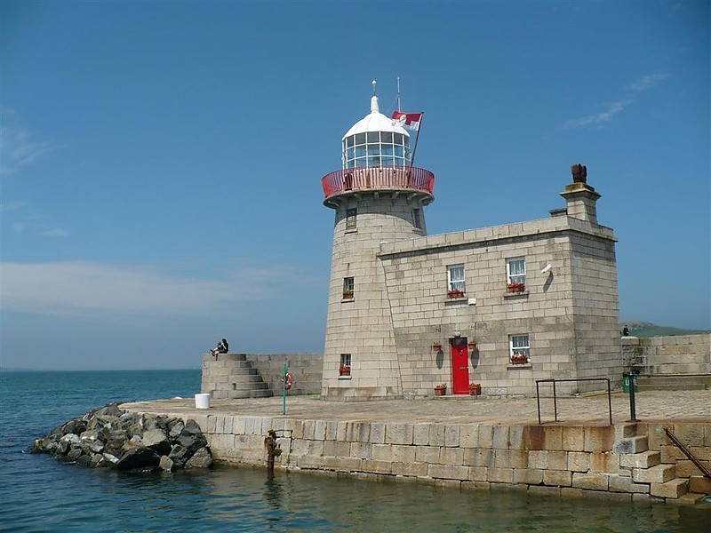 Leinster / County Fingal / Northside Dublin Bay / Howth Harbour / East pier Old Lighthouse
Author of the photo: [url=https://www.flickr.com/photos/yiddo2009/]Patrick Healy[/url]
Keywords: Leinster;Dublin;Irish sea;Ireland