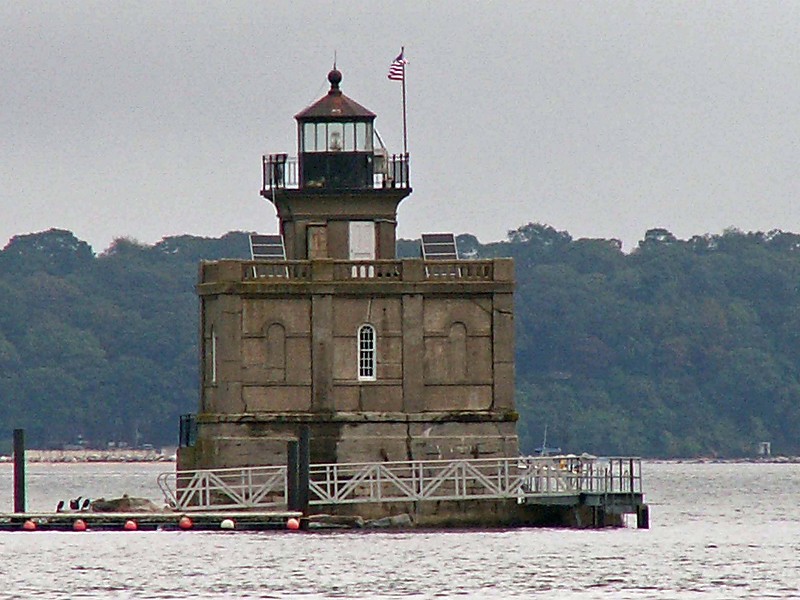 New York / Huntington Harbor lighthouse
Author of the photo: [url=https://www.flickr.com/photos/21475135@N05/]Karl Agre[/url]
Keywords: New York;Long Island Sound;United States