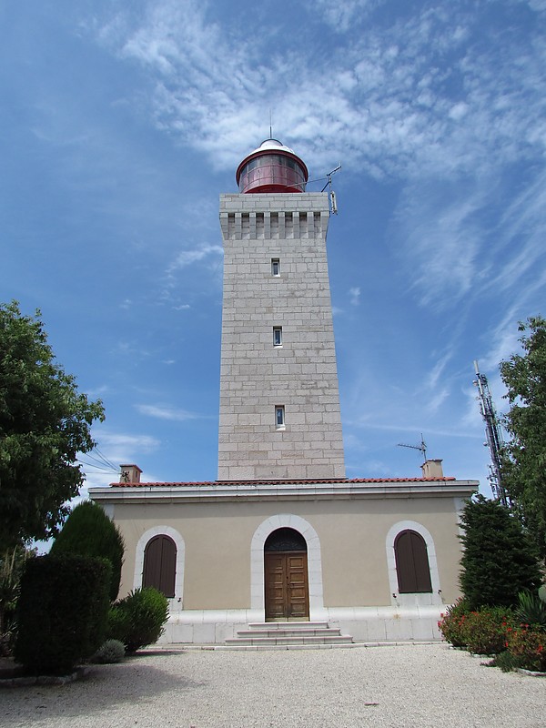 Antibes / La Garoupe Lighthouse
Keywords: Cote-d-Azur;Antibes;France;Nice;Mediterranean sea