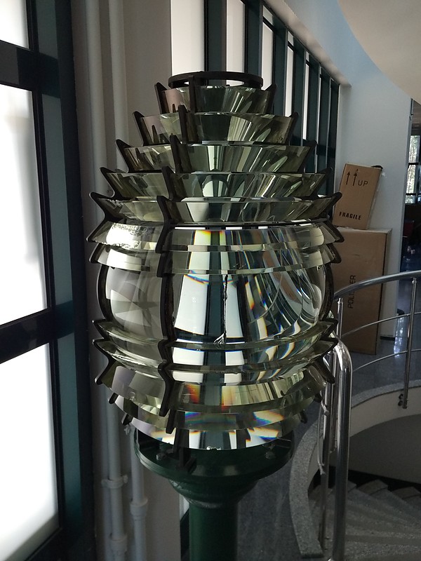 Lamp of lighthouse in Turkish Maritime Administration
Keywords: Museum