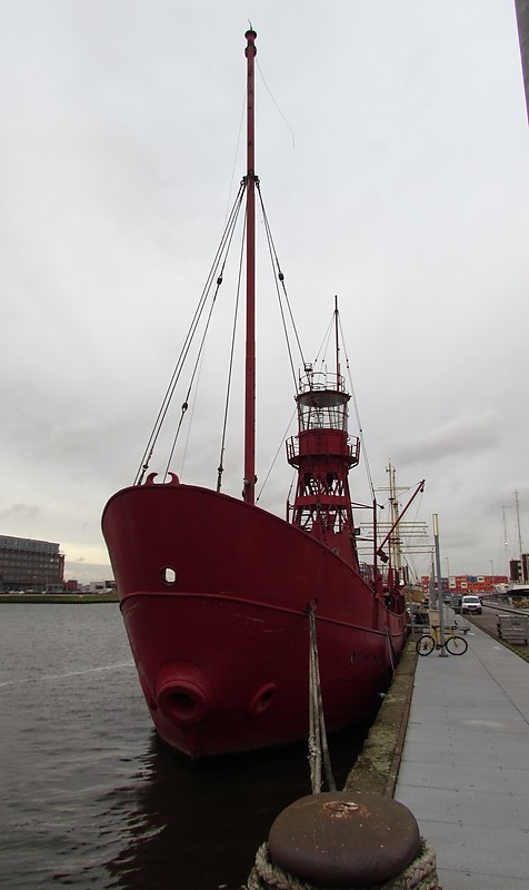 Amsterdam / Trinity House Lightvessel no. 94 (LV 94) 
In 2002 she was in  Amsterdam open haven museum
In 2003 museum was closed and ship sold
Now moored at NDSM Wharf  under name Brightside
Keywords: Netherlands;Amsterdam;Lightship