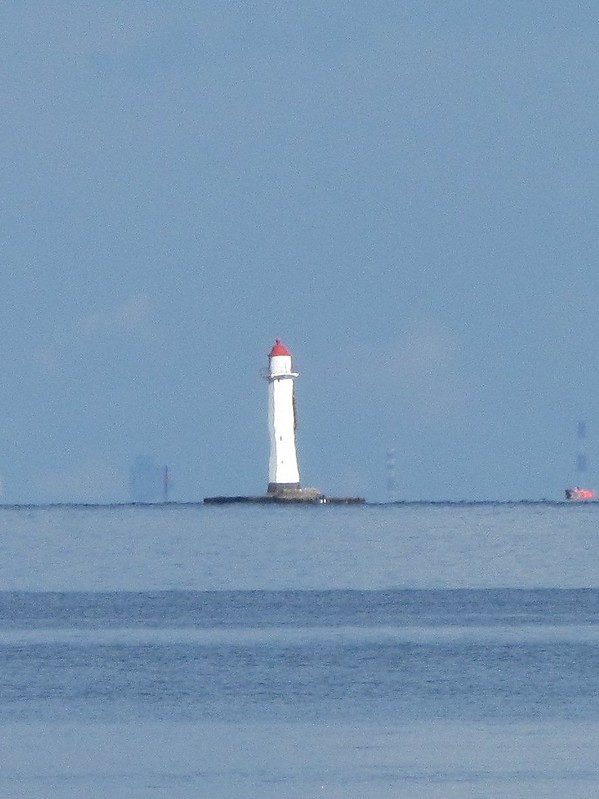 Saint-Petersburg / Morskoy Kanal Front lighthouse
Keywords: Saint-Petersburg;Gulf of Finland;Russia;Offshore