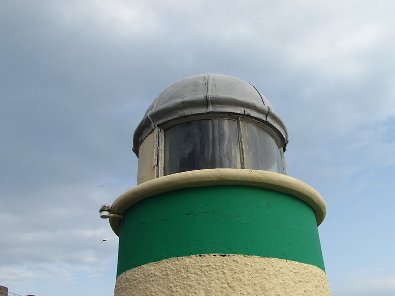 Isle of Man / Peel Castle Jetty lighthouse - lantern
Keywords: Isle of Man;Peel;Irish sea;Lantern