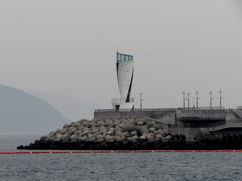 Yeosu New Port East Breakwater lighthouse
Keywords: Yeosu;South Korea;Bay of Suncheon