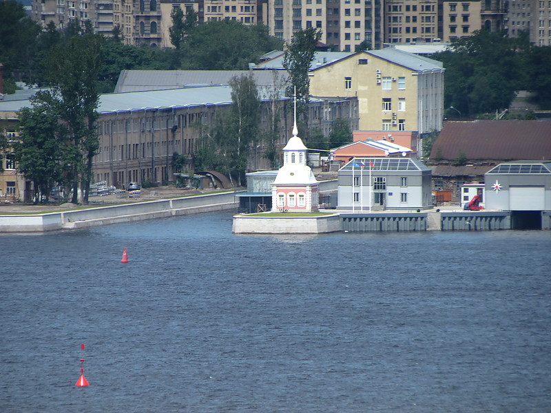 Saint-Petersburg / Galernaya Gavan' / East Kronshpitz 
Guard tower for the entrance of the channel. Same time served as signal station and navigational light.
Keywords: Saint-Petersburg;Neva river;Gulf of Finland;Russia