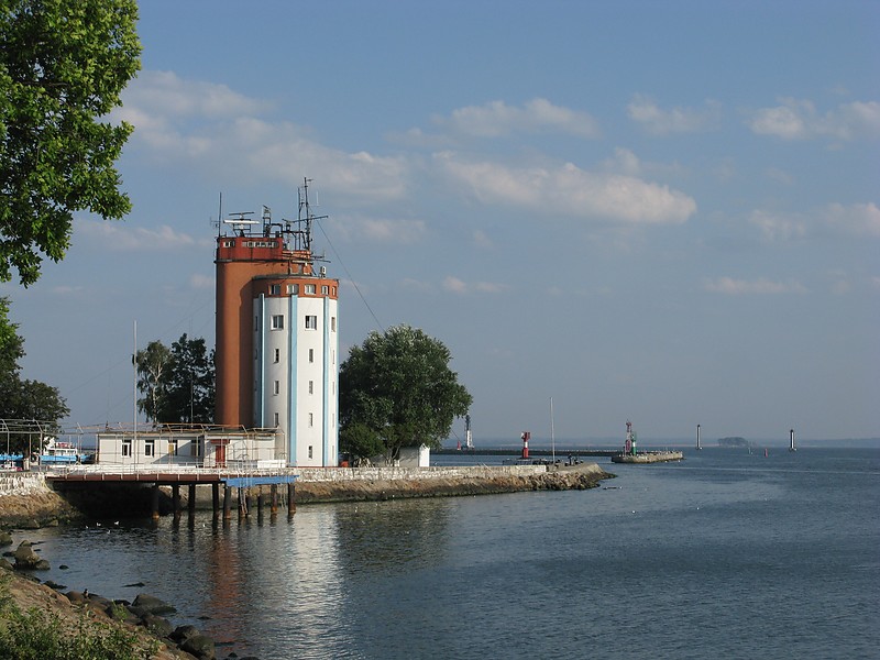 Kaliningrad / Old Baltyisk VTS tower
Keywords: Baltiysk;Russia;Baltic sea;Vessel Traffic Service
