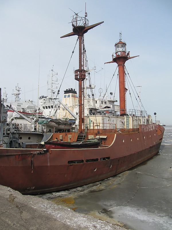 Irbenskij lightship
Lightship "Irbenskij" in the port of Lomonosov
Now in Kaliningrad Maritime Museum
Keywords: Lightship;Gulf of Finland;Russia