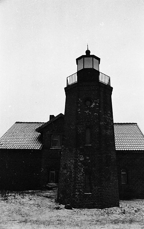 Curonian Lagoon / Cape Vente lighthouse - historic picture
Photo Art?ras ?e??tokas, 1994
Keywords: Curonian Lagoon;Lithuania;Historic