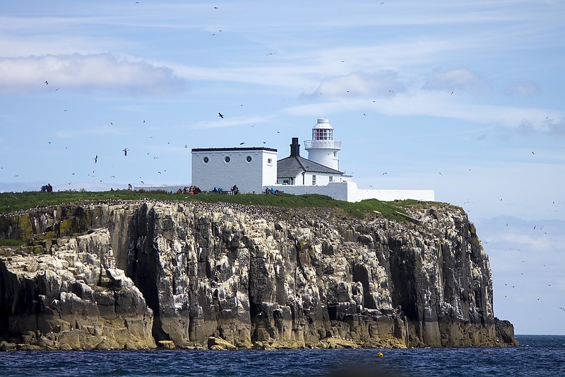 North Sea / Nothumberland / Farne Islands / Farne Lighthouse
former Inner Farne
Author of the photo: [url=https://jeremydentremont.smugmug.com/]nelights[/url]
Keywords: Farne Islands;England;United Kingdom;North Sea