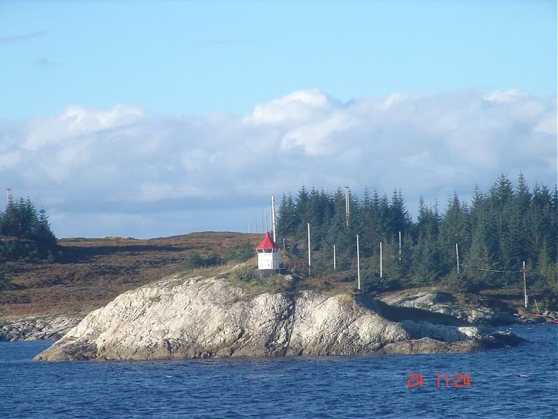 Nekøyosen / W Side Haneholmen light
Keywords: Norway;Norwegian sea;Floro