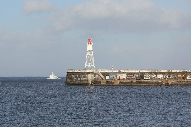 Azores / Ilha do Faial / Horta Breakwater lighthouse
Keywords: Portugal;Azores;Ilha do Faial;Horta;Atlantic ocean