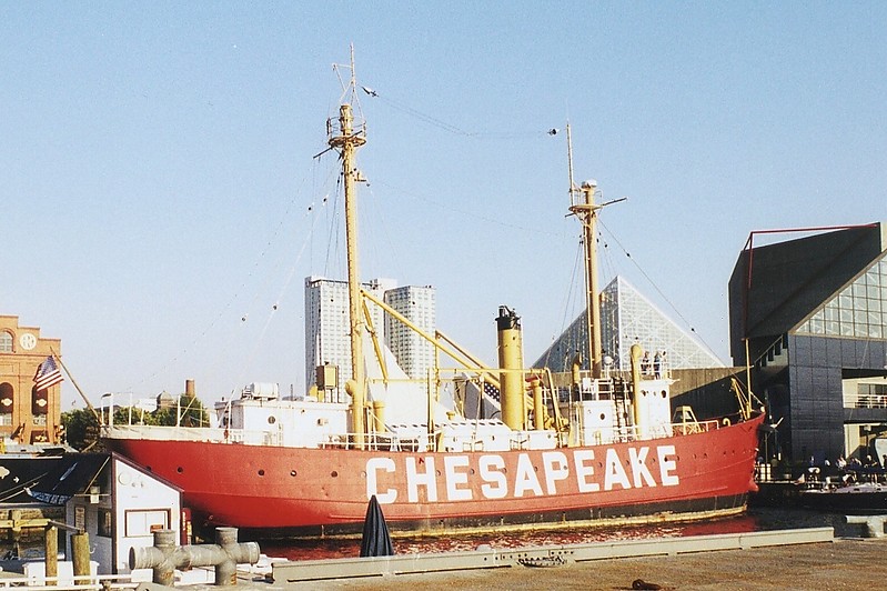 United States lightship Chesapeake (LV-116)
Author of the photo: [url=https://www.flickr.com/photos/larrymyhre/]Larry Myhre[/url]

Keywords: United States;Maryland;Chesapeake bay;Baltimore;Lightship