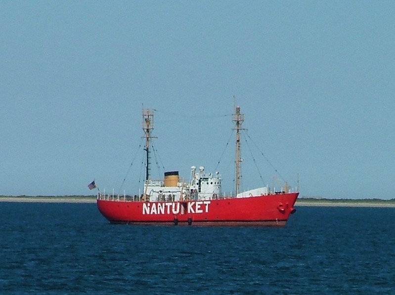 Rhode Island / Lightship Nantucket I (WLV-612)
Author of the photo: [url=https://www.flickr.com/photos/larrymyhre/]Larry Myhre[/url]

Keywords: United States;Rhode Island;Atlantic ocean;Nantucket;Lightship