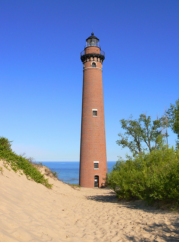Michigan / Little Sable Point lighthouse
Author of the photo: [url=https://www.flickr.com/photos/8752845@N04/]Mark[/url]
Keywords: Michigan;Lake Michigan;United States