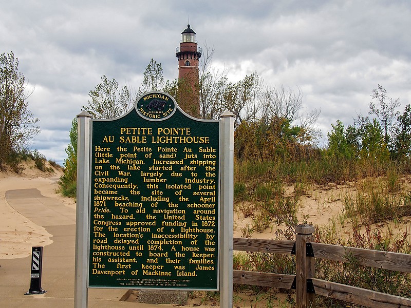 Michigan / Little Sable Point lighthouse - plate
Author of the photo: [url=https://www.flickr.com/photos/selectorjonathonphotography/]Selector Jonathon Photography[/url]
Keywords: Michigan;Lake Michigan;United States;Plate