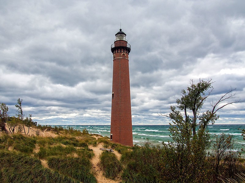 Michigan / Little Sable Point lighthouse
Author of the photo: [url=https://www.flickr.com/photos/selectorjonathonphotography/]Selector Jonathon Photography[/url]
Keywords: Michigan;Lake Michigan;United States