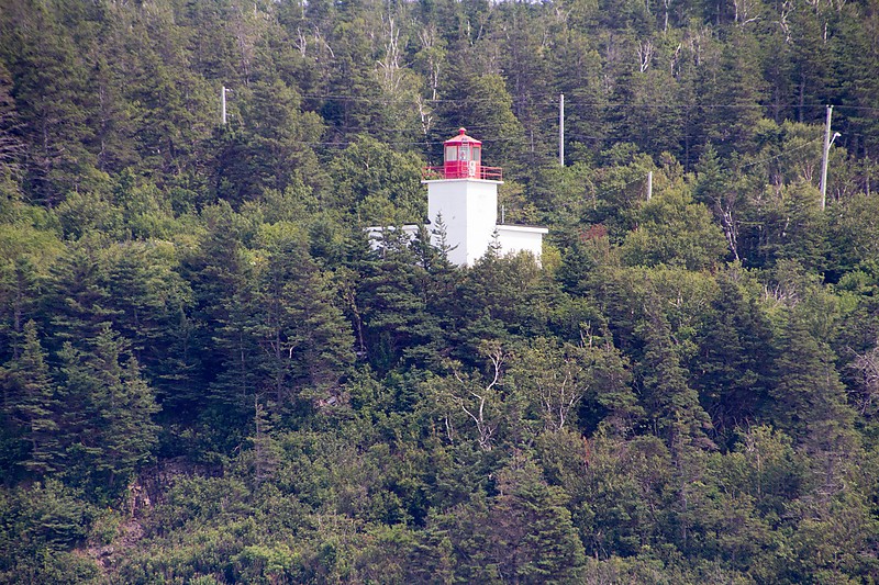 New Brunswick / Long Eddy Point lighthouse
AKA Whistle 
Photo source:[url=http://lighthousesrus.org/index.htm]www.lighthousesRus.org[/url]
Non-commercial usage with attribution allowed
Keywords: New Brunswick;Canada