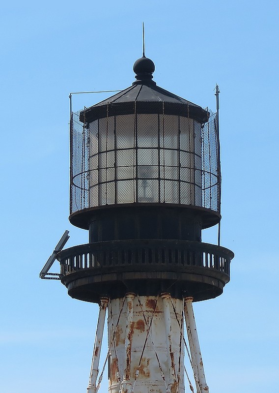 Louisiana / South Pass Range Rear lighthouse - lantern
AKA Port Eads
Author of the photo: [url=https://www.flickr.com/photos/21475135@N05/]Karl Agre[/url]
Keywords: Louisiana;Gulf of Mexico;United States;Mississippi;Lantern