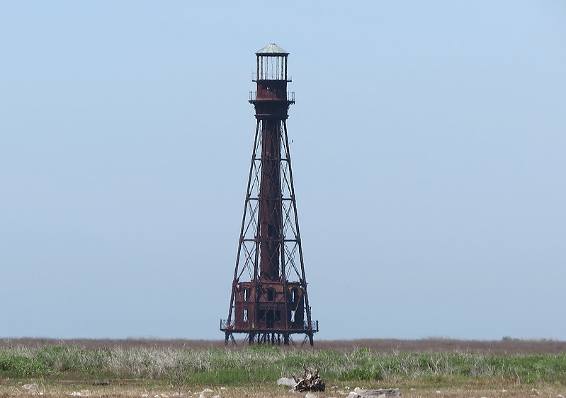 Louisiana / Southwest Pass lighthouse
Author of the photo: [url=https://www.flickr.com/photos/21475135@N05/]Karl Agre[/url]
Keywords: Louisiana;Gulf of Mexico;United States;Mississippi