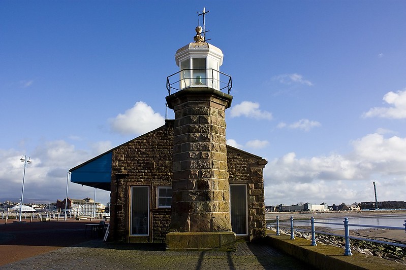 Morecambe Stone Pier lighthouse
Author of the photo: [url=https://www.flickr.com/photos/34919326@N00/]Fin Wright[/url]

Keywords: Morecambe;England;United Kingdom;Irish sea;Lancaster