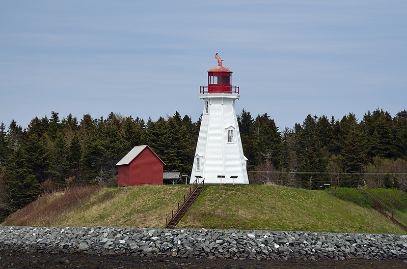 New Brunswick / Mulholland Point Lighthouse
Author of the photo: [url=https://www.flickr.com/photos/8752845@N04/]Mark[/url]
Keywords: New Brunswick;Canada;Bay of Fundy