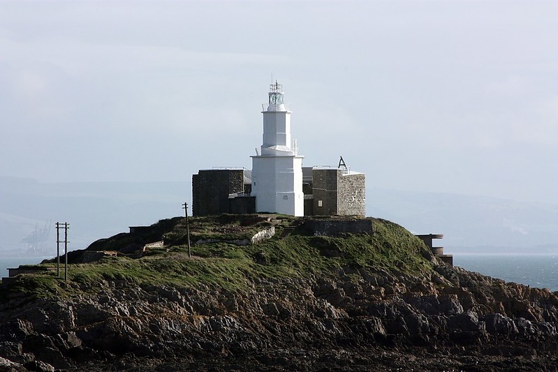 Mumbles Lighthouse
Author of the photo: [url=https://www.flickr.com/photos/34919326@N00/]Fin Wright[/url]

Keywords: Swansea;Wales;United Kingdom;Bristol channel