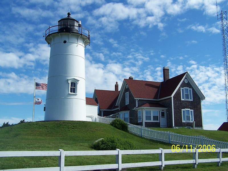 Massachusetts / Nobska lighthouse
Author of the photo: [url=https://www.flickr.com/photos/bobindrums/]Robert English[/url]
Keywords: United States;Massachusetts;Atlantic ocean