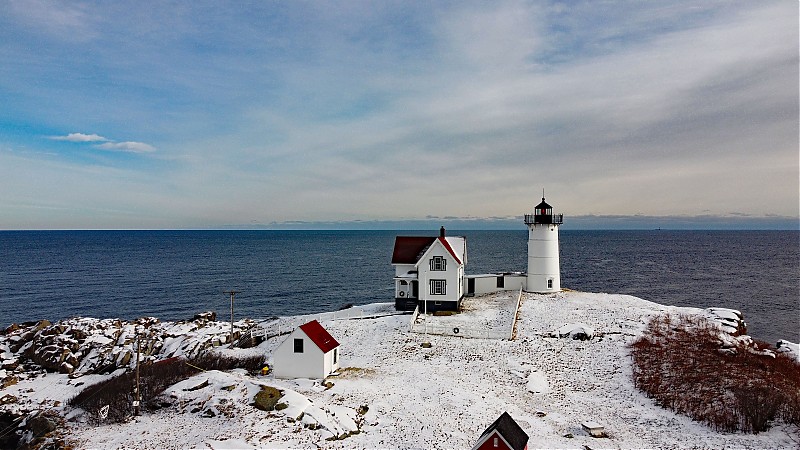 Maine / Cape Neddick (Nubble) Lighthouse
Author of the photo: [url=https://www.flickr.com/photos/31291809@N05/]Will[/url]
Keywords: Maine;United States;Atlantic ocean;Winter;Aerial