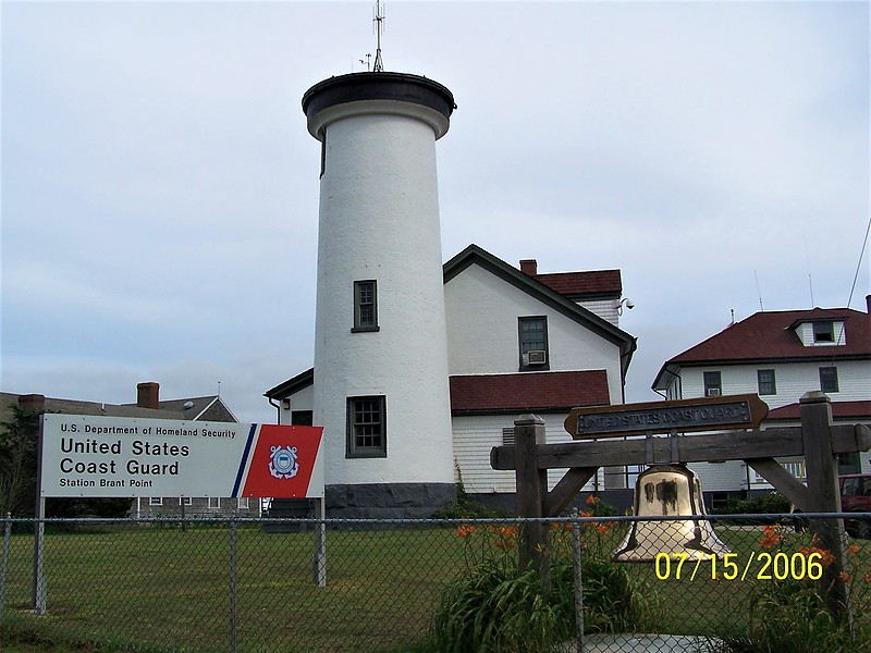 Massachusetts / Brant Point (old) lighthouse
Author of the photo: [url=https://www.flickr.com/photos/bobindrums/]Robert English[/url]
Keywords: United States;Massachusetts;Atlantic ocean;Nantucket