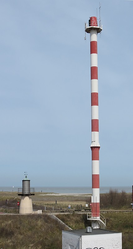Zeebrugge (Heist) Range Rear light
Old front range seen nearby - see ARLHS BEL-045
Author of the photo: [url=https://www.flickr.com/photos/21475135@N05/]Karl Agre[/url]

Keywords: Heist;Belgium;North sea;Zeebrugge