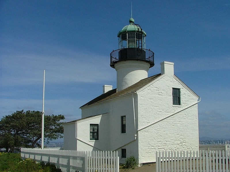 California / Point Loma lighthouse (old)
Author of the photo: [url=https://www.flickr.com/photos/larrymyhre/]Larry Myhre[/url]

Keywords: United States;Pacific ocean;California;San Diego