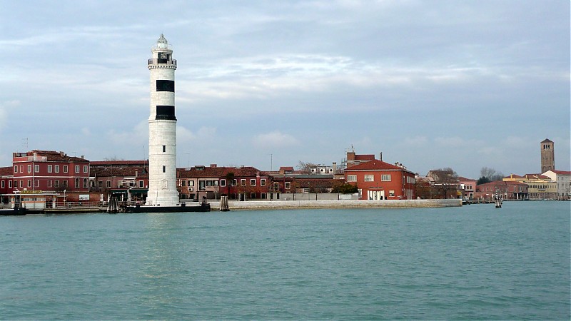 Golfo di Venezia / Isola di Murano / Murano (Entrance Range Rear) Lighthouse
Keywords: Murano;Venice;Italy